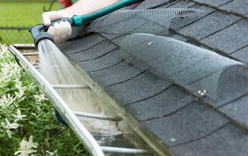 Bedlars Green gutter cleaning costs
